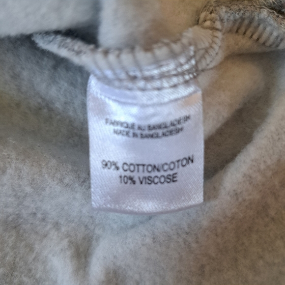 Holiday Gnome Sweatshirt Grey Fleece Lined Women's Small Cozy Festive Crew - Picture 11 of 13